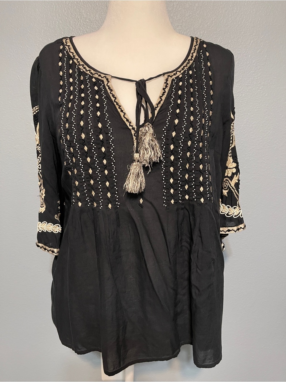 Sundance Black Lilla Crafted Embroidered Beaded Top Boho Festival Indie Medium